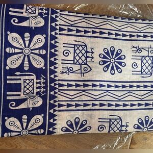 Beautiful Offwhite & Ink Blue Floral & Animal Print Pure Murshidabad Silk Saree